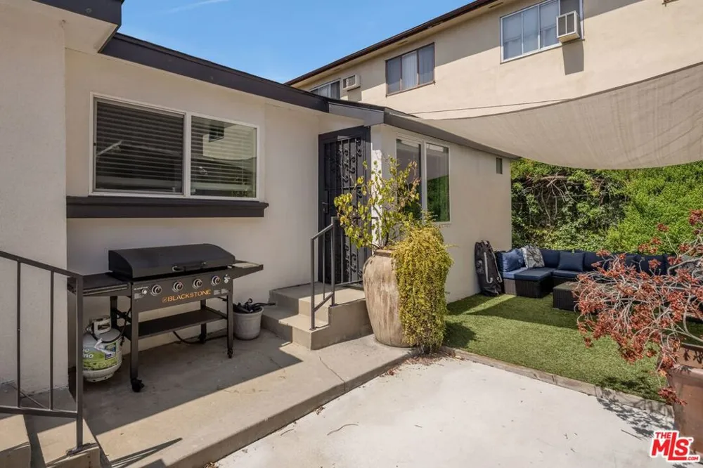 1154 Ogden Drive West Hollywood, CA 90046