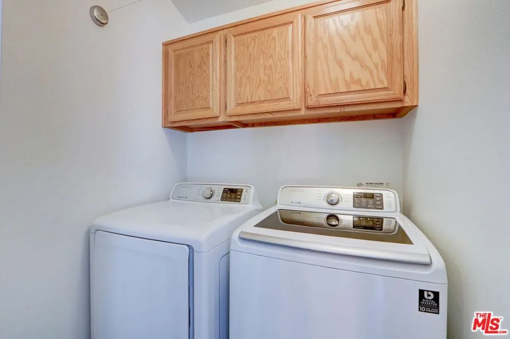 22303 Golden Canyon Circle Chatsworth, CA 91311