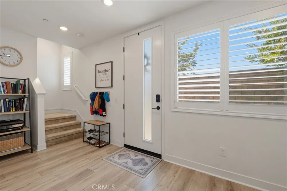 1218 Breckyn Gardena, CA 90247