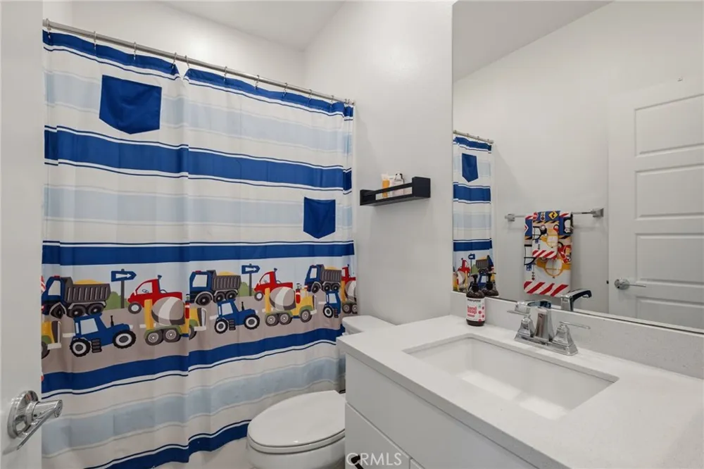 1218 Breckyn Gardena, CA 90247