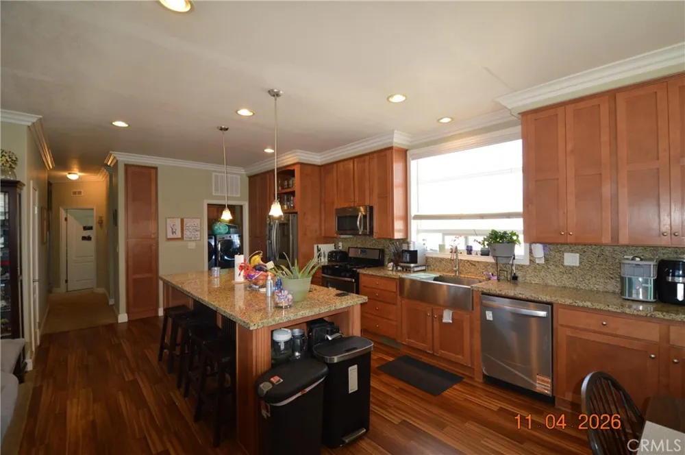 20701 Beach Huntington Beach, CA 92648