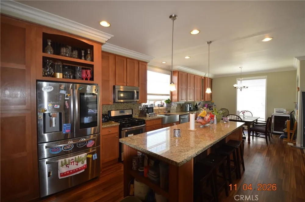 20701 Beach Huntington Beach, CA 92648