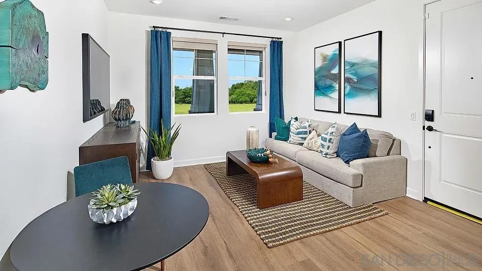 141 Mellano Way Oceanside, CA 92057