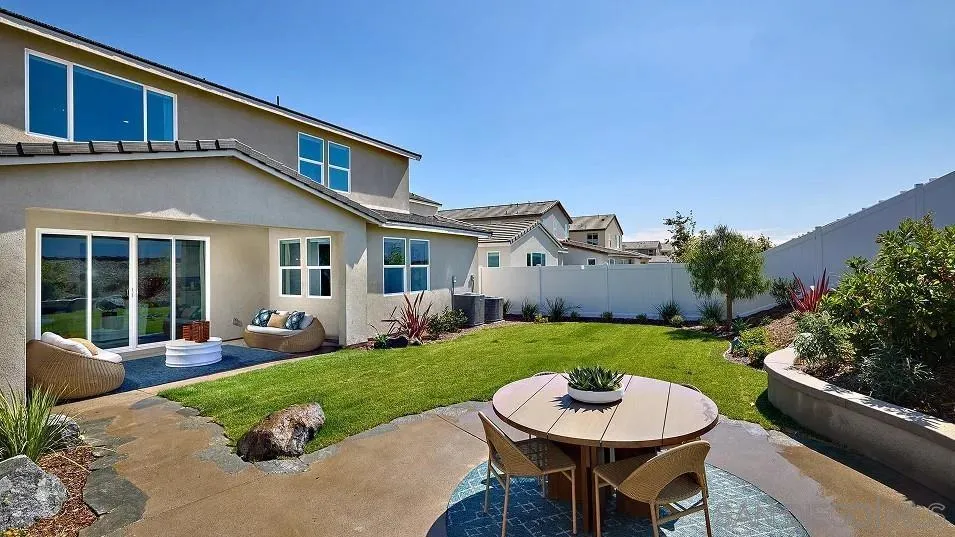 141 Mellano Way Oceanside, CA 92057