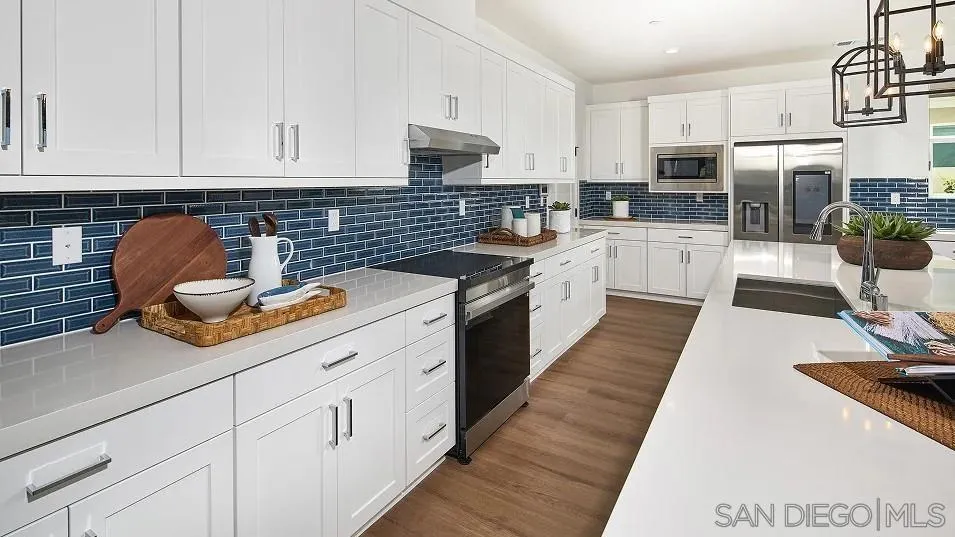 141 Mellano Way Oceanside, CA 92057