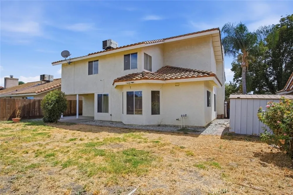 2526 Santos Dos Palos, CA 93620