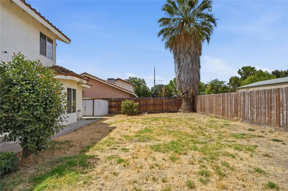2526 Santos Dos Palos, CA 93620