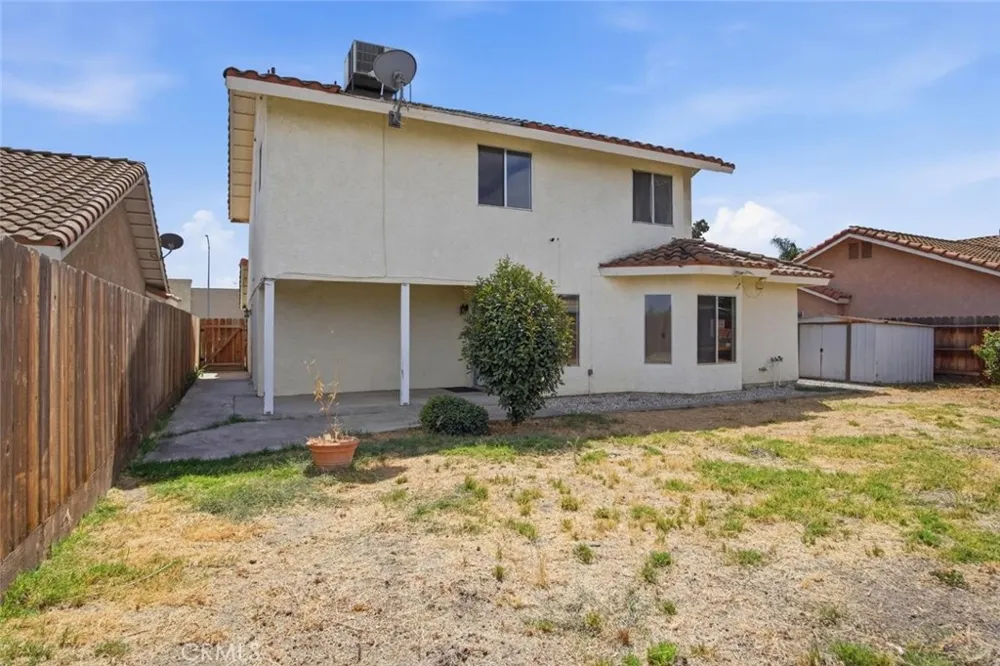 2526 Santos Dos Palos, CA 93620