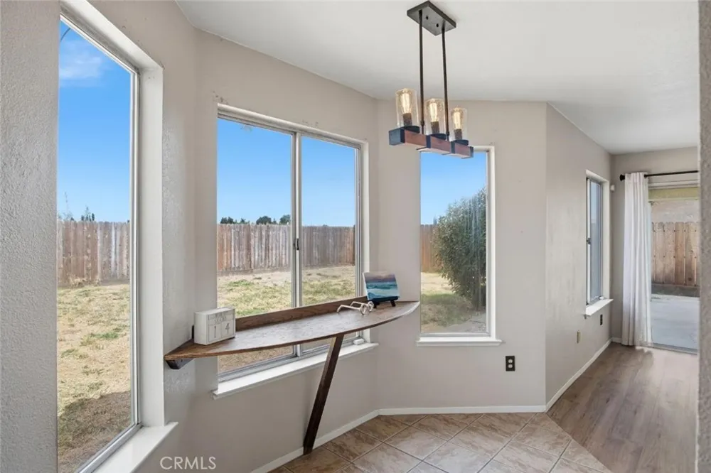 2526 Santos Dos Palos, CA 93620
