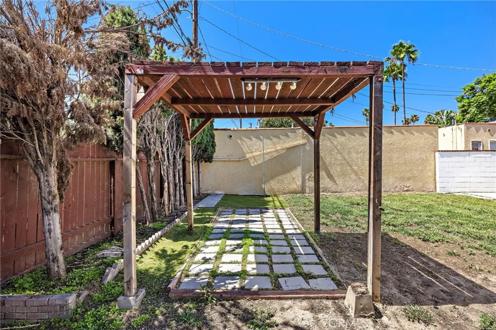 921 Clementine Anaheim, CA 92805