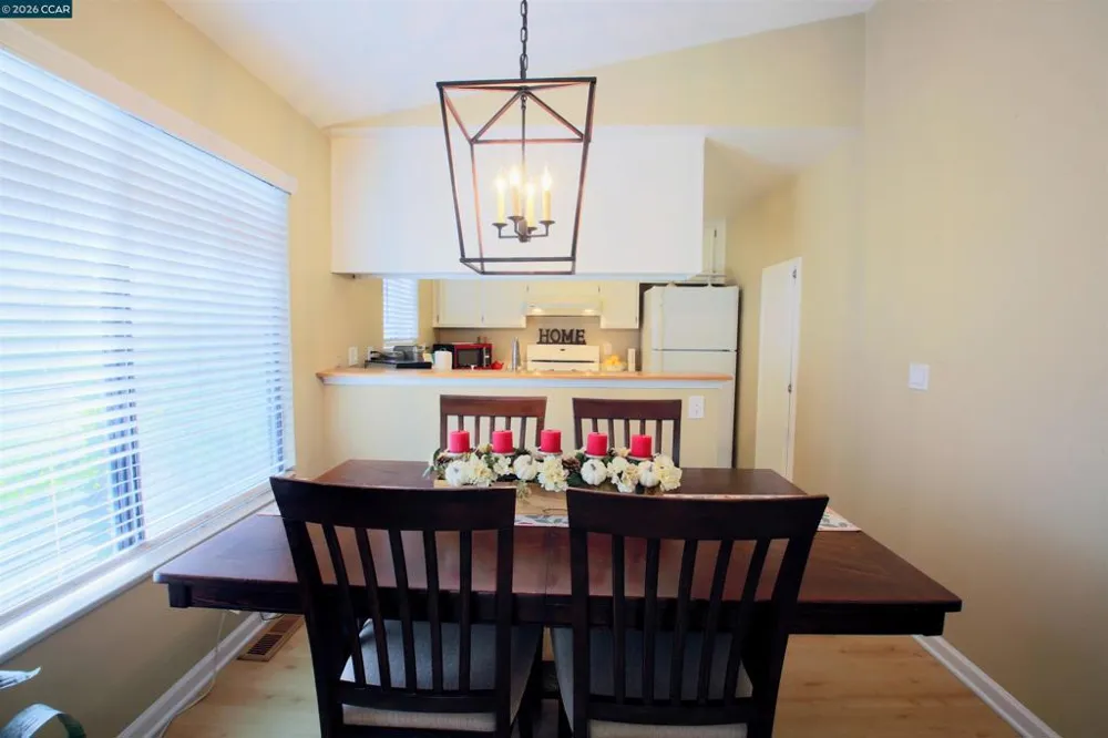 444 Mill Rd Martinez, CA 94553