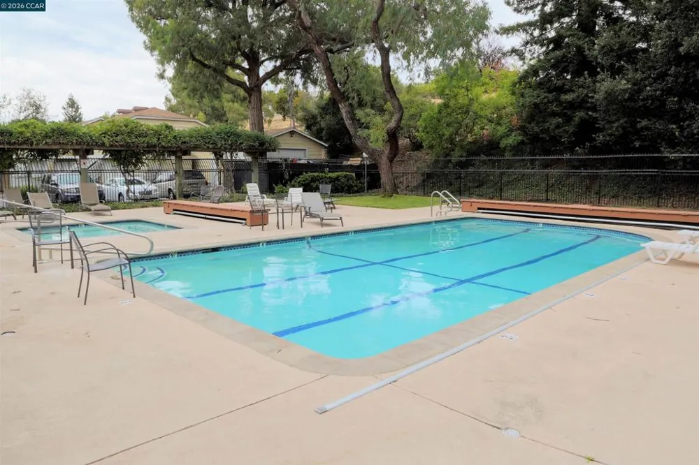 444 Mill Rd Martinez, CA 94553