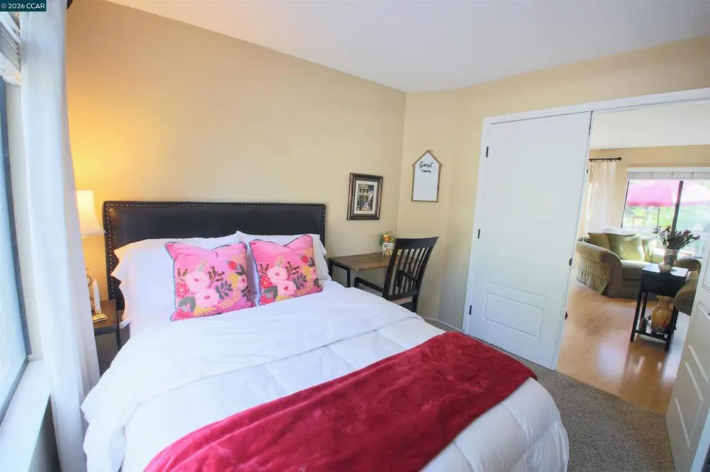 444 Mill Rd Martinez, CA 94553