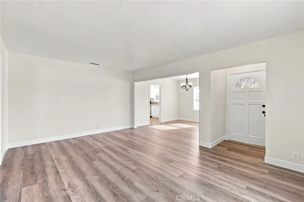 3537 Centralia Lakewood, CA 90712