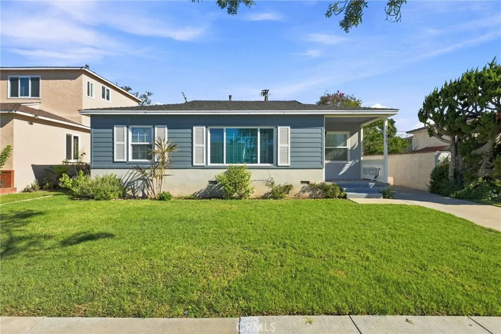 3537 Centralia Lakewood, CA 90712