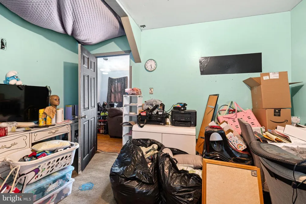 612 VETERANS HIGHWAY Bristol, PA 19007