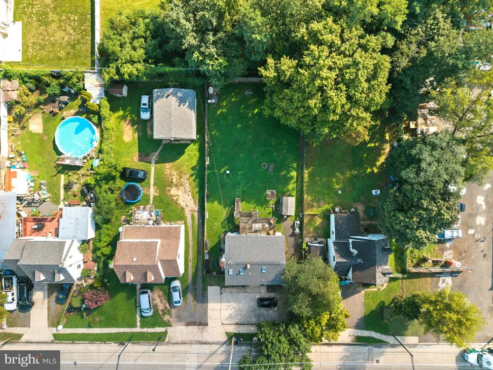 612 VETERANS HIGHWAY Bristol, PA 19007