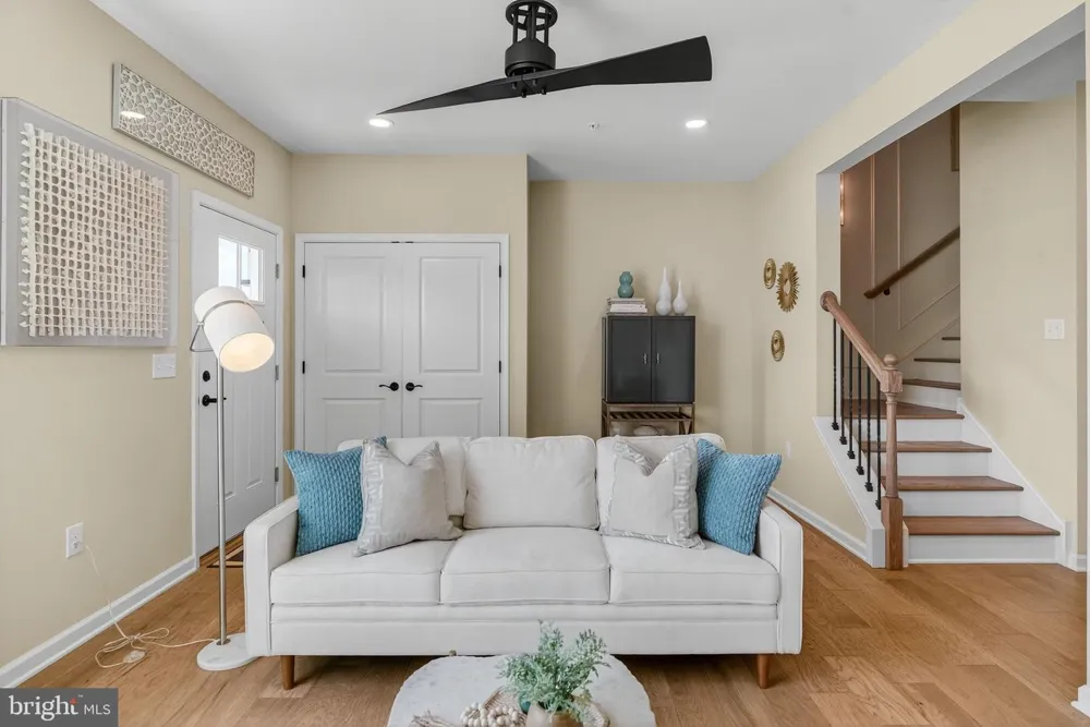 628 OAK DRIVE #1-1 Harleysville, PA 19438