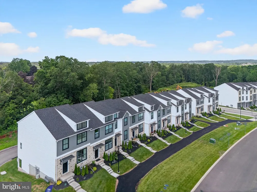 628 OAK DRIVE #1-1 Harleysville, PA 19438