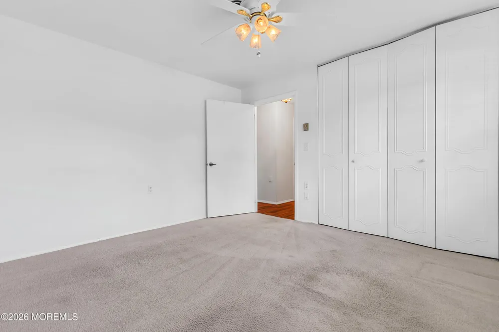 116 Buckingham Drive Manchester, NJ 08759