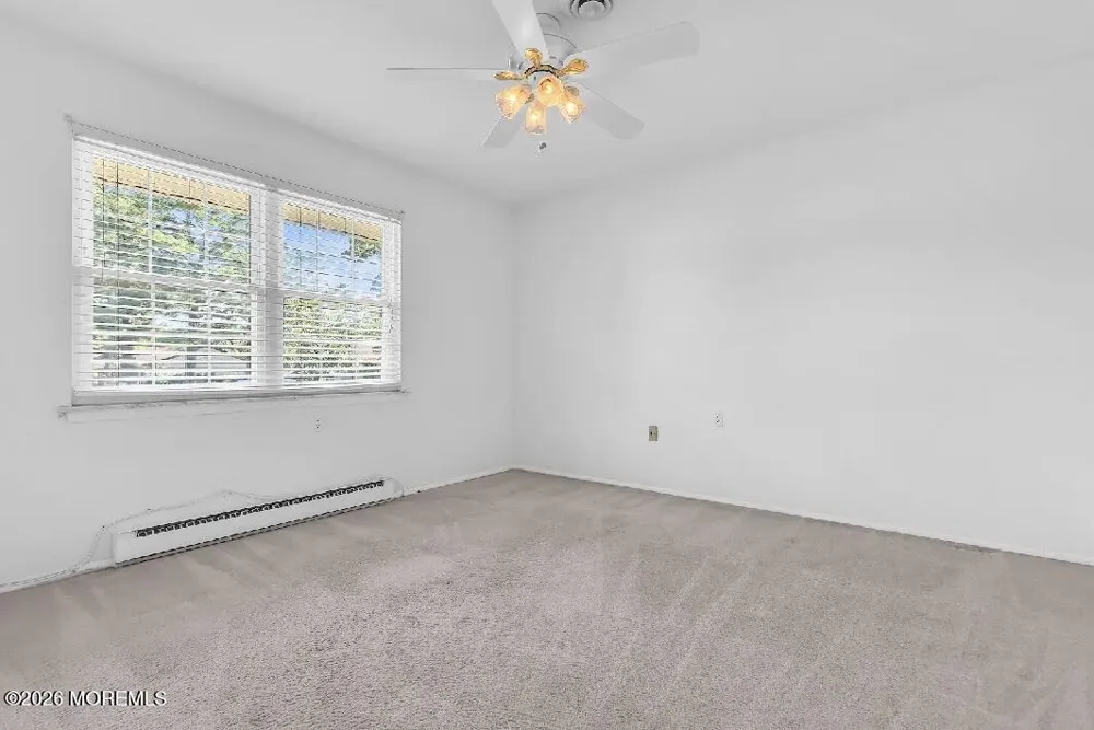 116 Buckingham Drive Manchester, NJ 08759