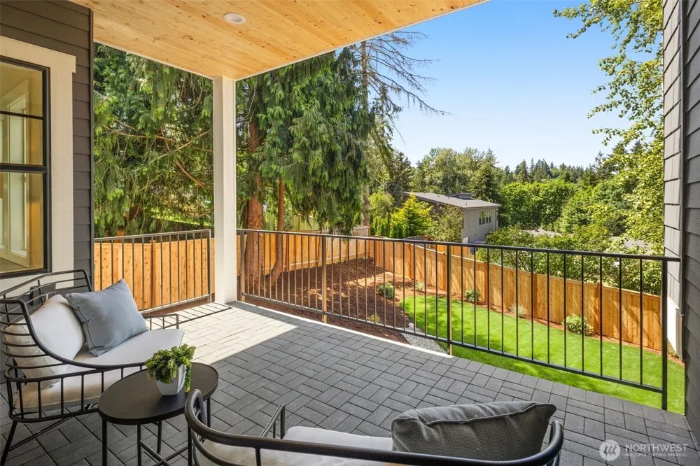 4515 150th Avenue SE Bellevue, WA 98006