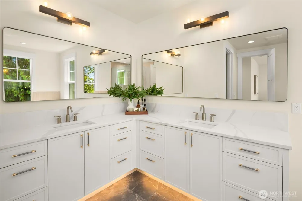 4515 150th Avenue SE Bellevue, WA 98006