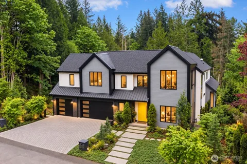 22727 NE 139th Way