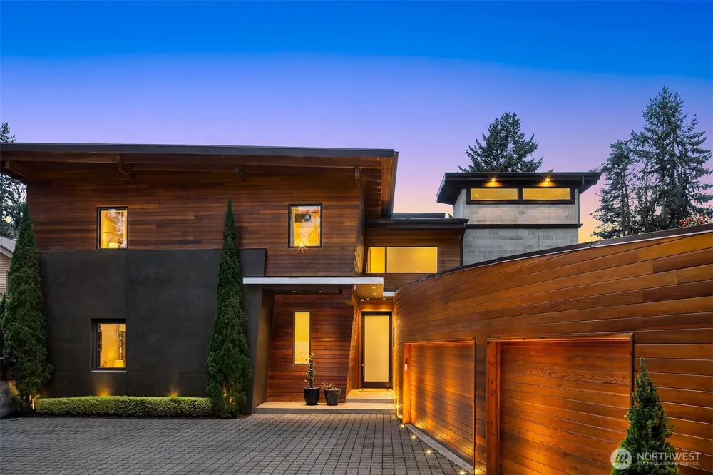 10314 SE 25th Street Bellevue, WA 98004