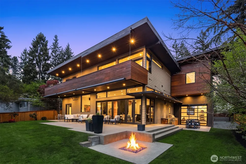 10314 SE 25th Street Bellevue, WA 98004