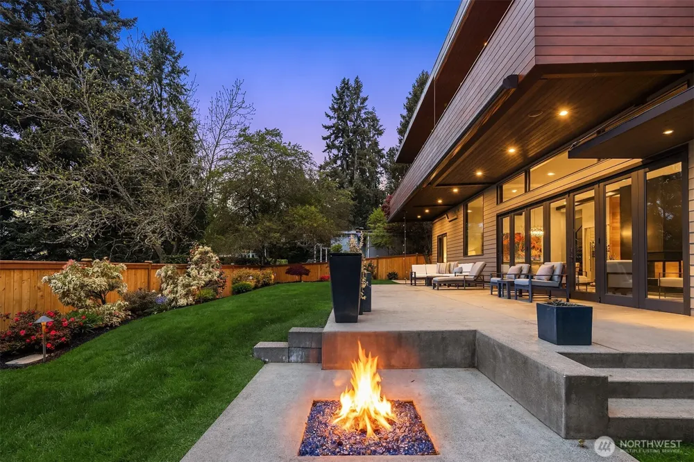10314 SE 25th Street Bellevue, WA 98004
