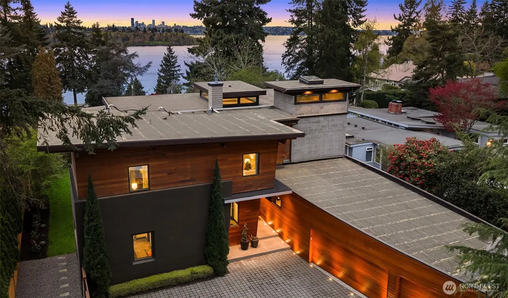 10314 SE 25th Street Bellevue, WA 98004