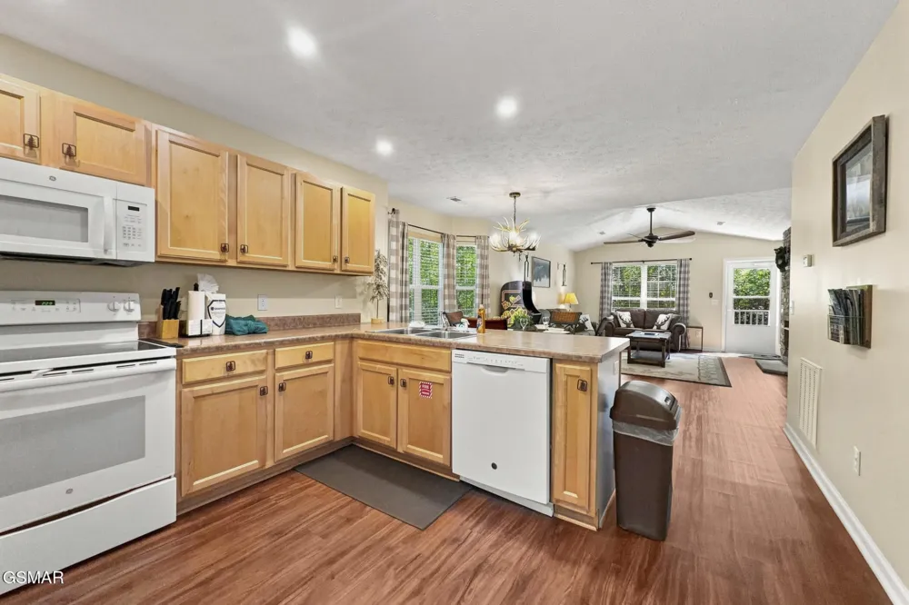 2032 Slippery Rock Circle Pigeon Forge, TN 37862