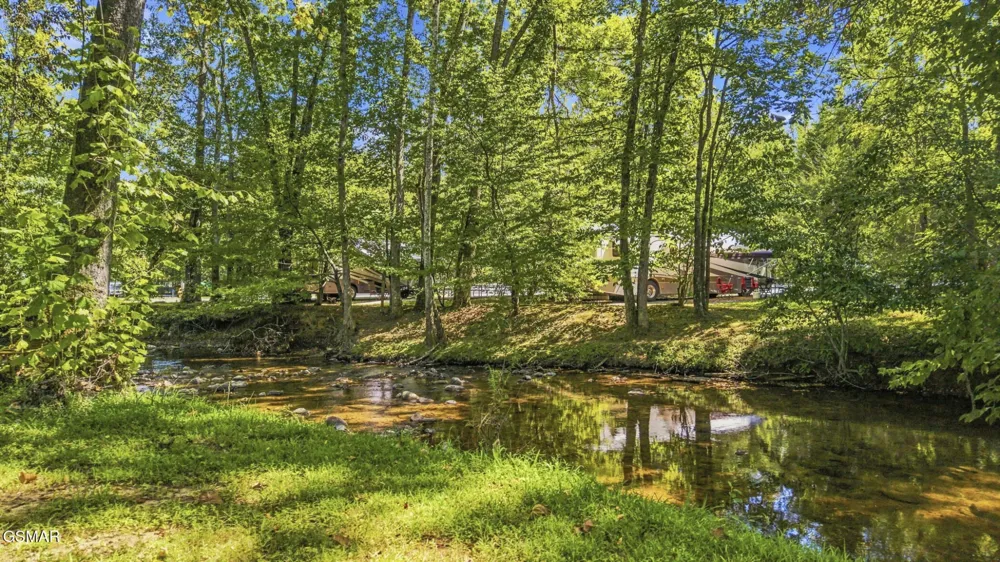2032 Slippery Rock Circle Pigeon Forge, TN 37862