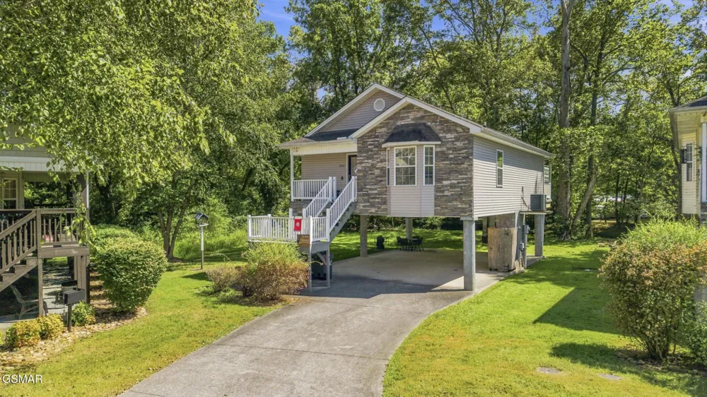 2032 Slippery Rock Circle Pigeon Forge, TN 37862