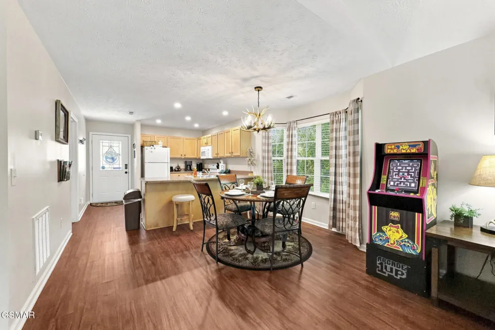 2032 Slippery Rock Circle Pigeon Forge, TN 37862