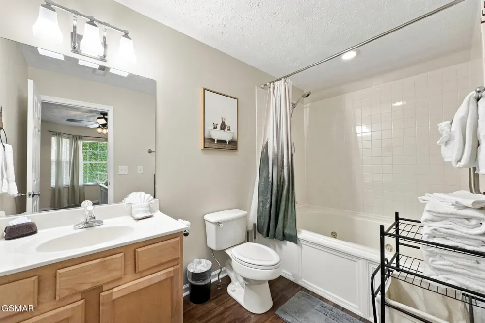 2032 Slippery Rock Circle Pigeon Forge, TN 37862