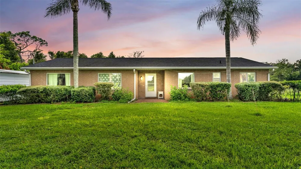 2742 DAD WELDON RD Dover, FL 33527