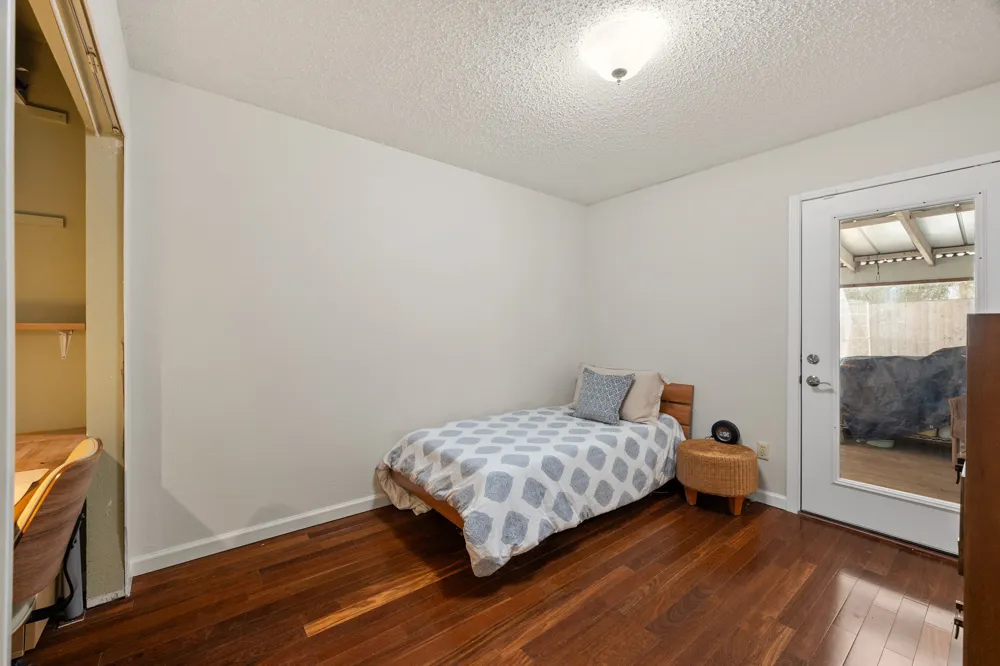 4001 Burr Oak Lane Austin, TX 78727