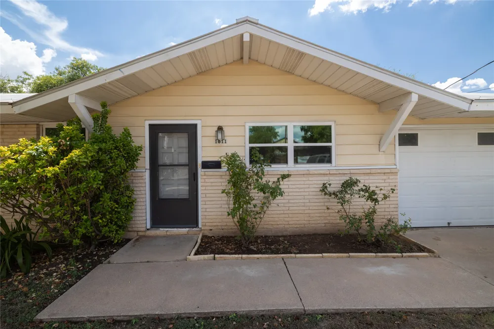 1611 Wheless Lane Austin, TX 78723