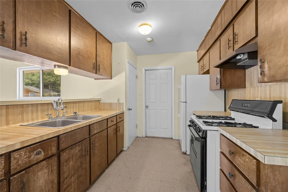 1611 Wheless Lane Austin, TX 78723