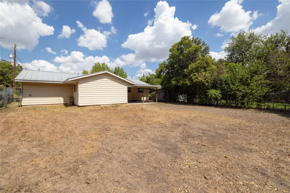 1611 Wheless Lane Austin, TX 78723