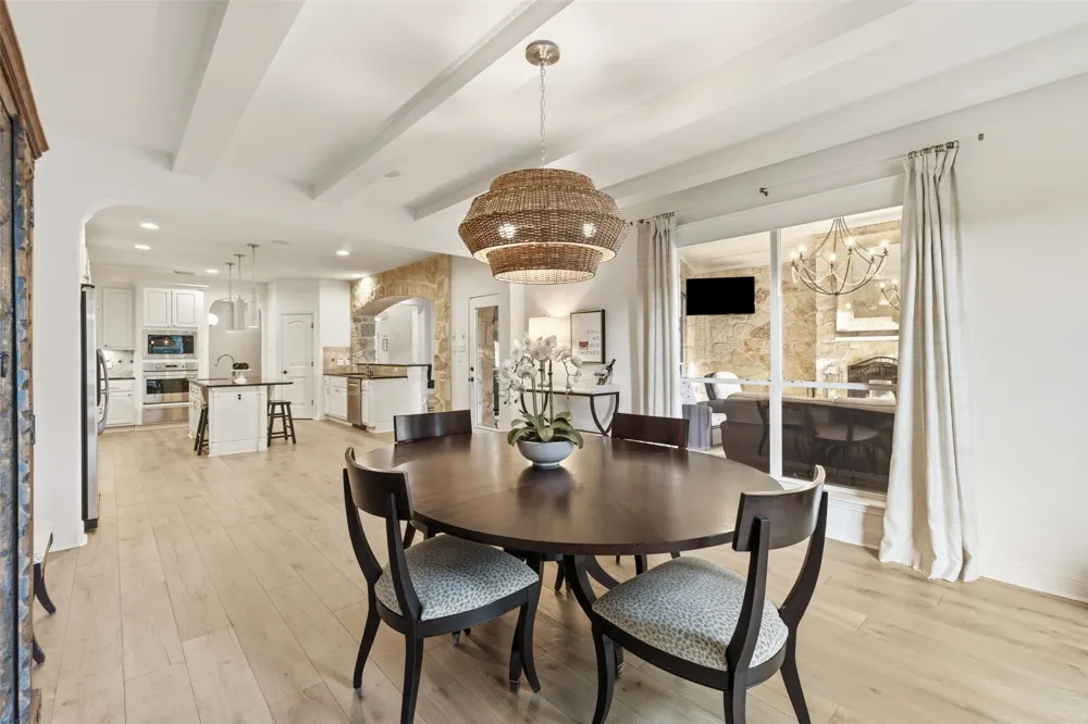 581 Aspen Drive Austin, TX 78737