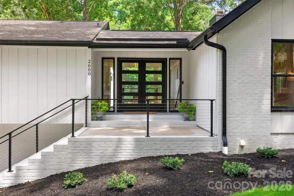 2600 Vardall Court Charlotte, NC 28226