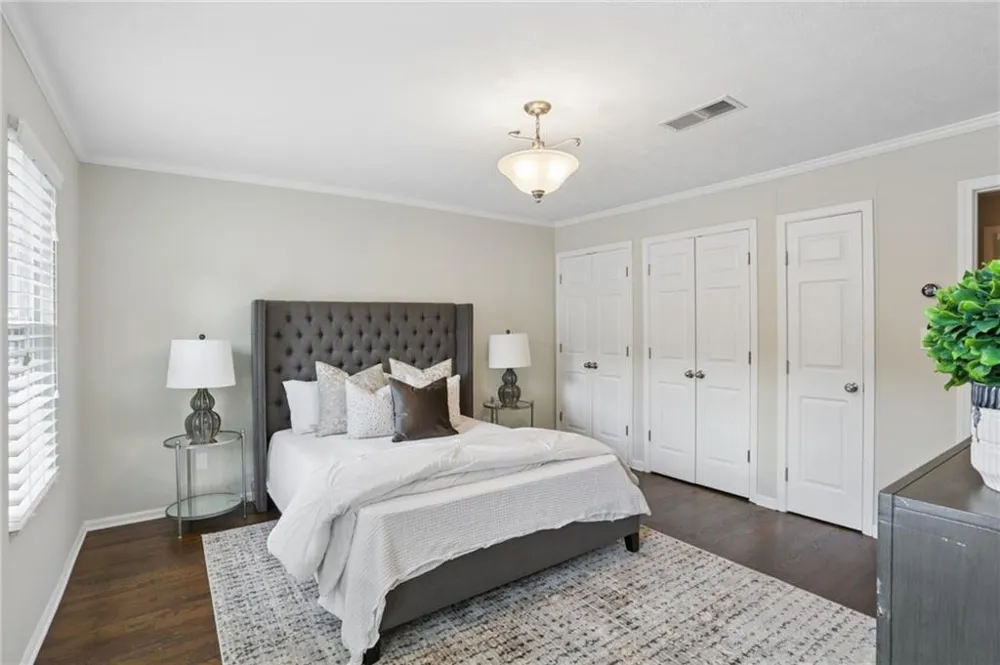11 Scotland Place NW Atlanta, GA 30318