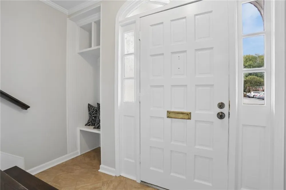 11 Scotland Place NW Atlanta, GA 30318