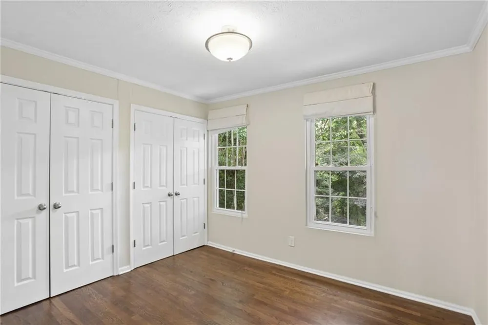 11 Scotland Place NW Atlanta, GA 30318