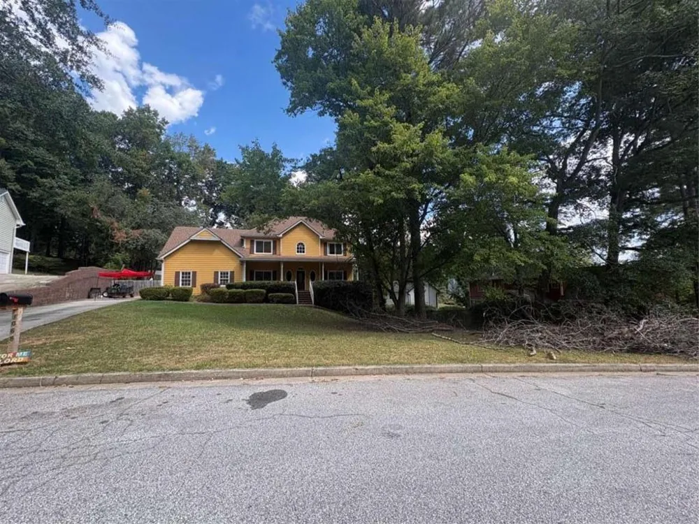 1068 Leslie Place Lithonia, GA 30058
