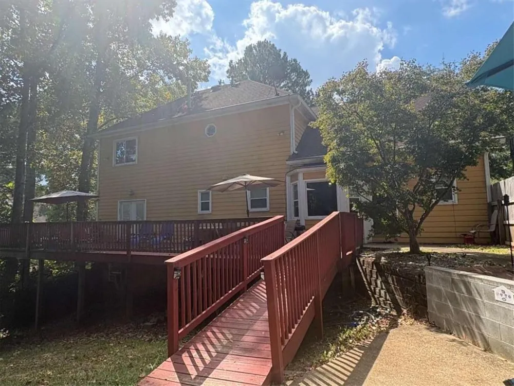 1068 Leslie Place Lithonia, GA 30058