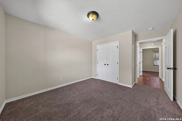555 CIMARRON SQ Poteet, TX 78065